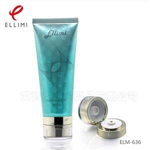 Kosmeettinen muovi puhdistusaine